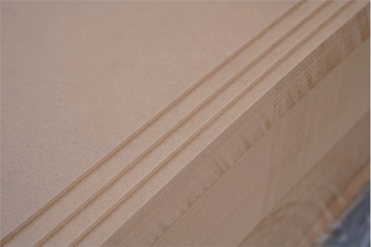 High Quality 3mm 5mm 9mm 12mm 15mm 18mm PLAIN MDF / MDF Board For Sale